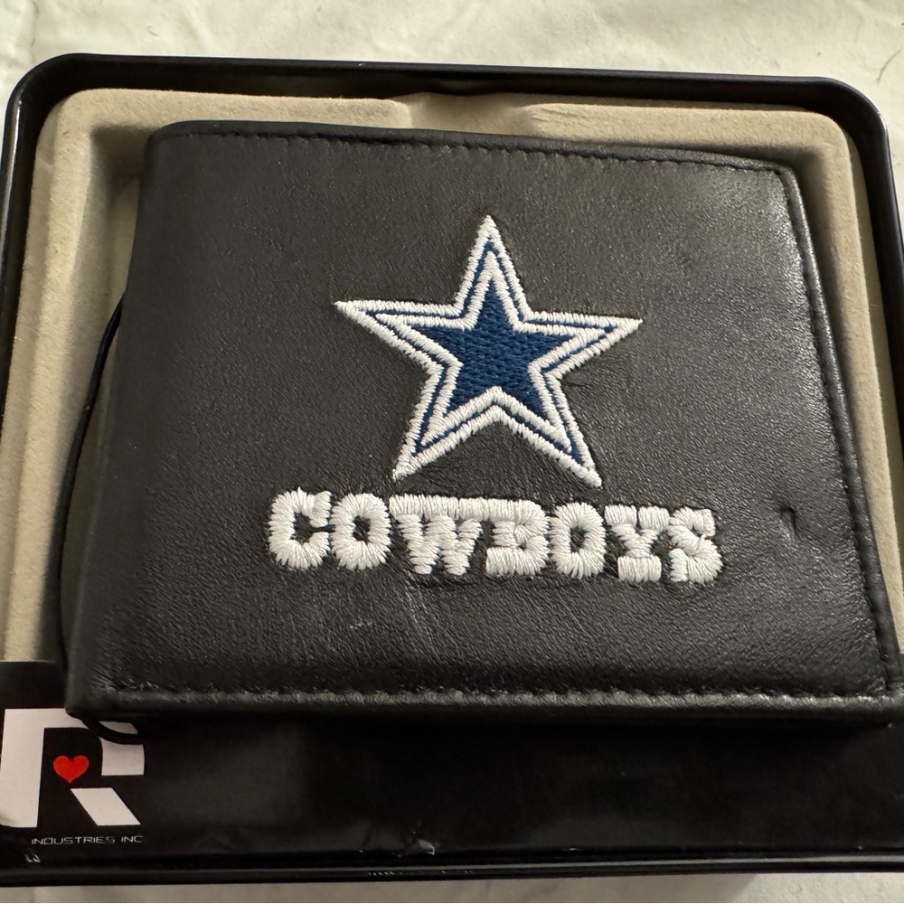 Dallas Cowboys Leather Wallet by Rico Industries